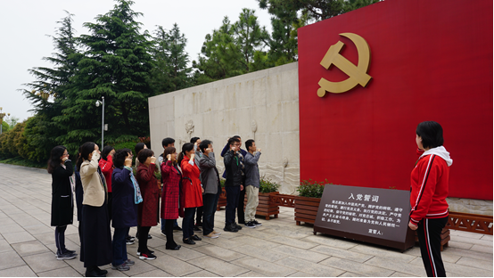 bv伟德国际体育教工党支部开展“传承红船精神,不忘使命初心”主题党日活动