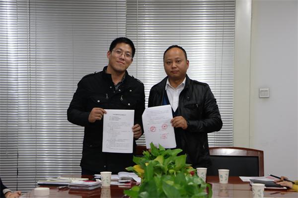 bv伟德国际体育组织新生参观企业