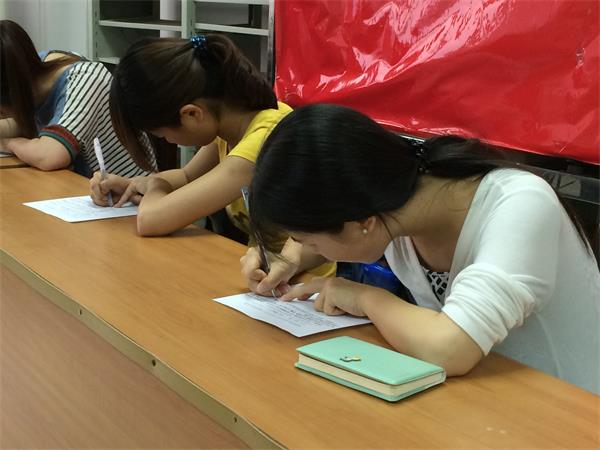 bv伟德国际体育团总支并学生会换届选举大会圆满举行