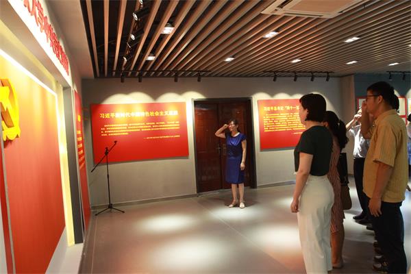 bv伟德国际体育举行“追思先烈、铭记党史”主题教育活动