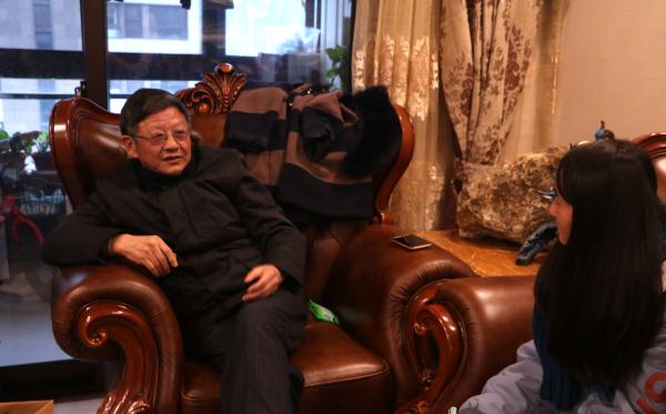 bv伟德国际体育举行“解忧杂货铺”活动